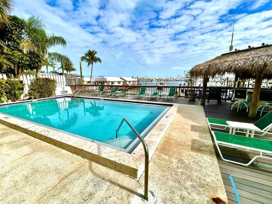 St Kitts - Downtown Waterfront Penthouse Pool Dock Parking Vila Key West Exterior foto